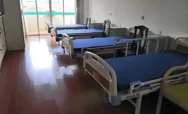探花看腻了，看乌克兰00后老师isabellastar的作品，欲罢不能